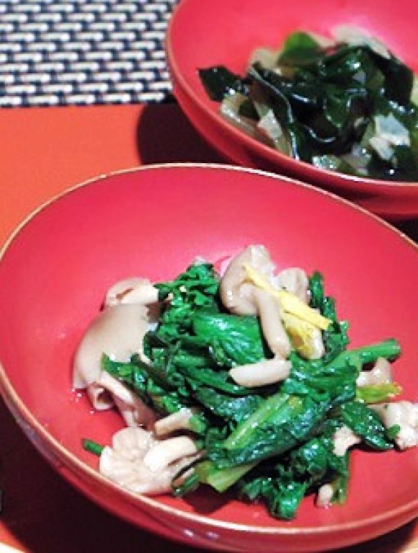 春を味わう、菜の花としめじの煮びたし