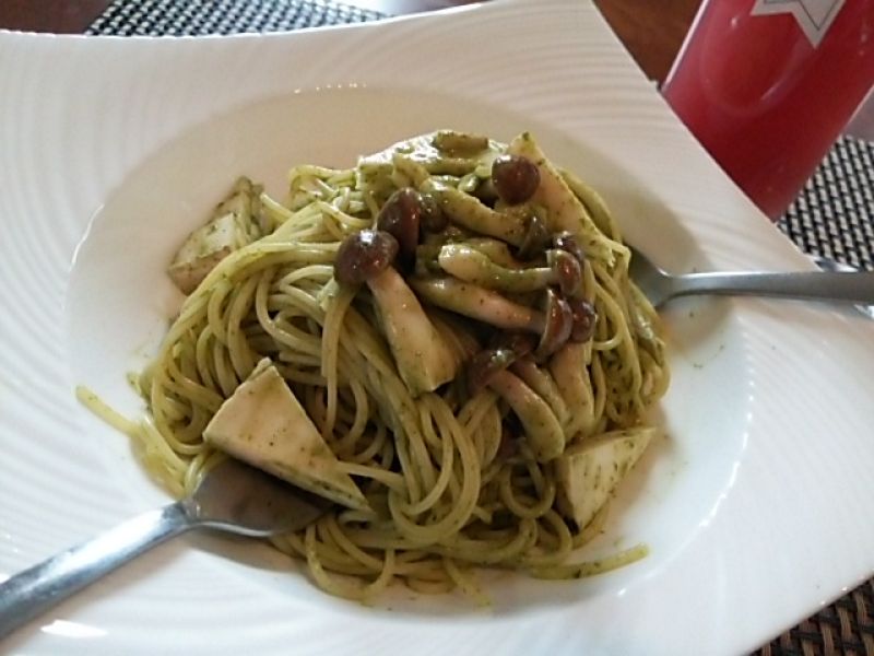 しめじとたけのこの大葉ジェノベーゼ