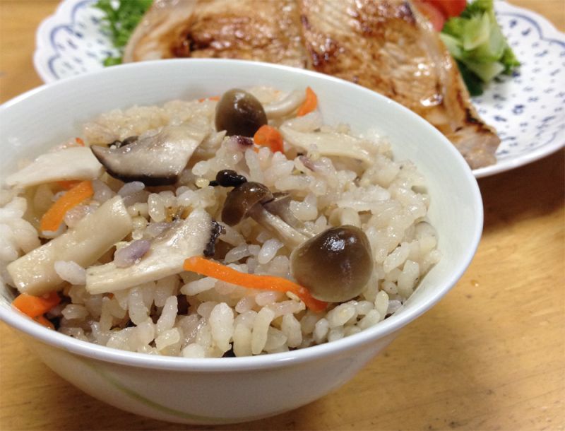 きのこと香ばし炊き込みごはん