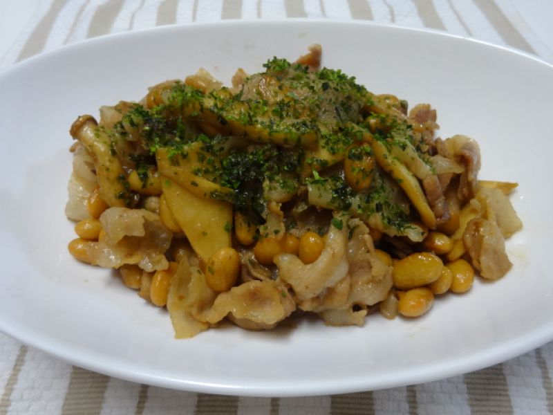 大豆とエリンギの甘辛豚肉炒め