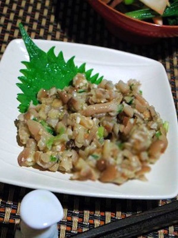 しめじのなめろう