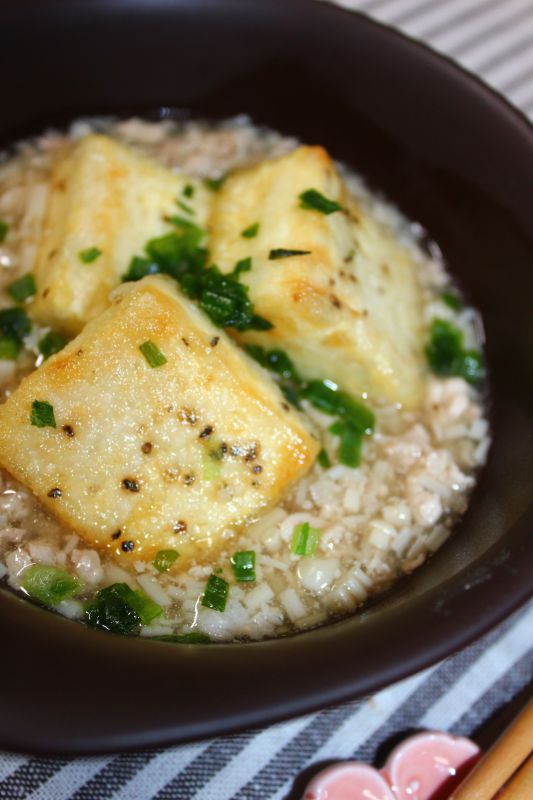 きのこそぼろあんの揚げだし豆腐