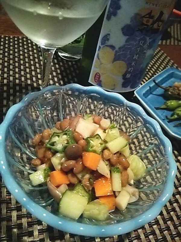 W菌パワー、きのこと納豆のサラダ風