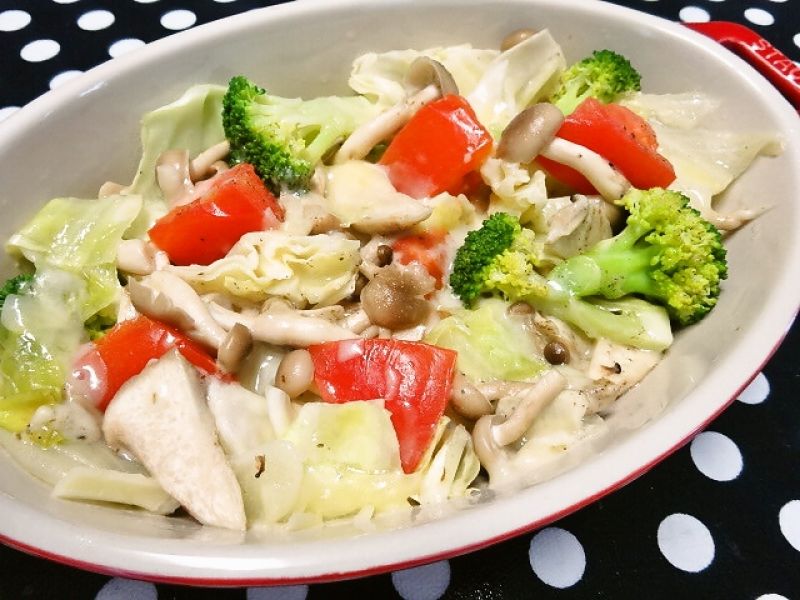 きのこと野菜のハーブ蒸し