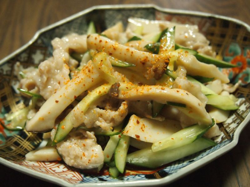 エリンギと豚きゅうの梅昆布茶あえ