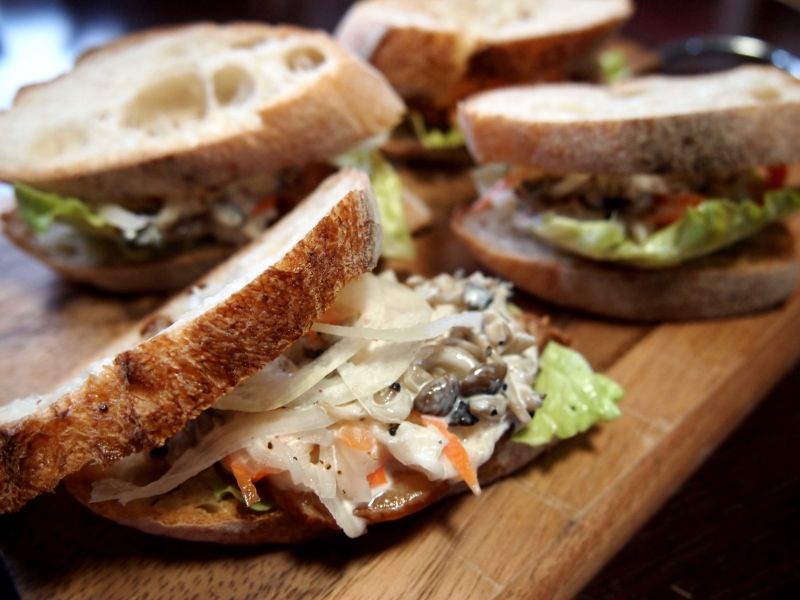 きのことなますのエスニックサンド☆