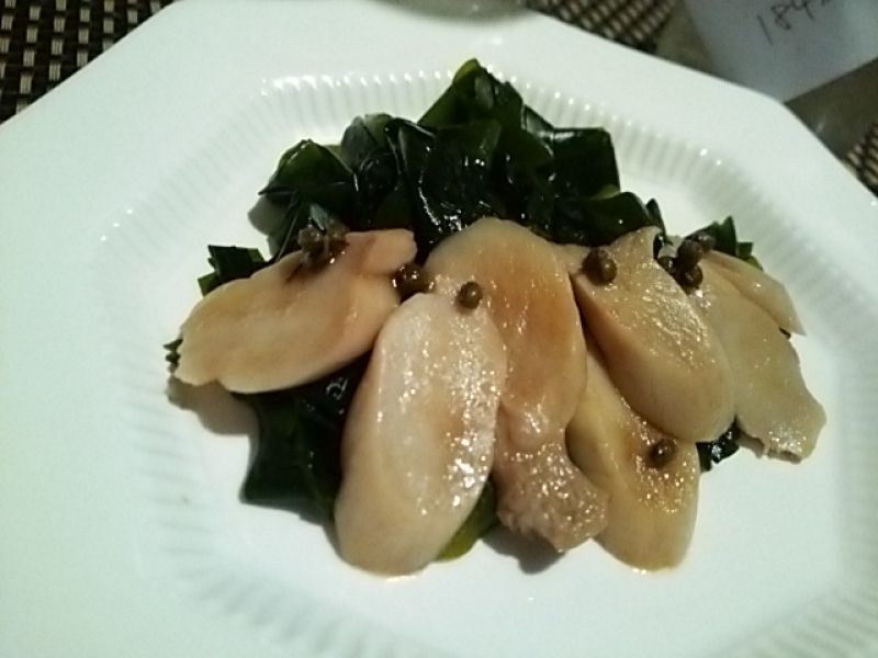 簡単ヘルシー、エリンギと若布の和風カルパッチョ