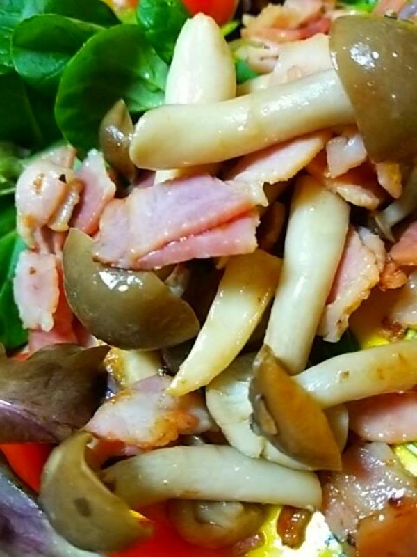 しめじとエリンギのベーコン炒め