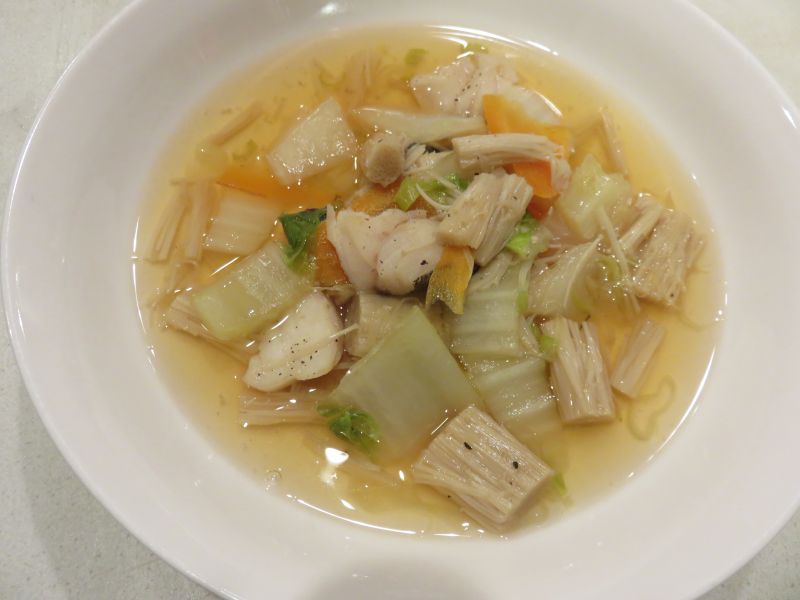 タラと白菜とえのきとニンジンの煮物