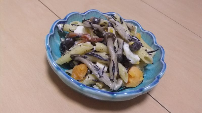 きのことひじきのマカロニサラダ