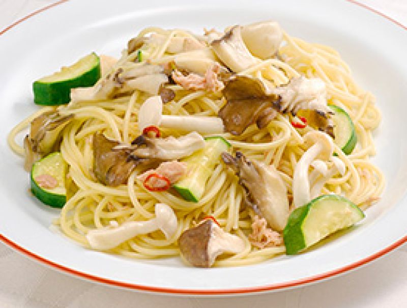 きのことズッキーニのパスタ