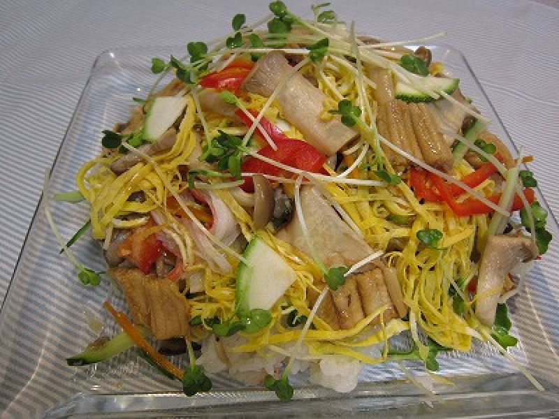 キノコの散らし寿司　夏パージョン