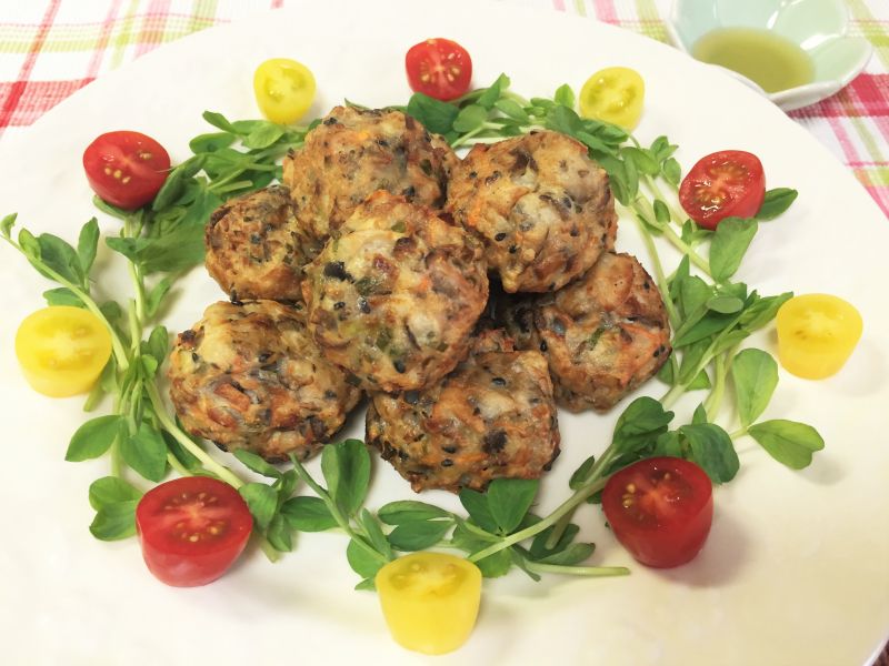 霜降りひらたけとカッテージチーズのフワフワがんもどき♪