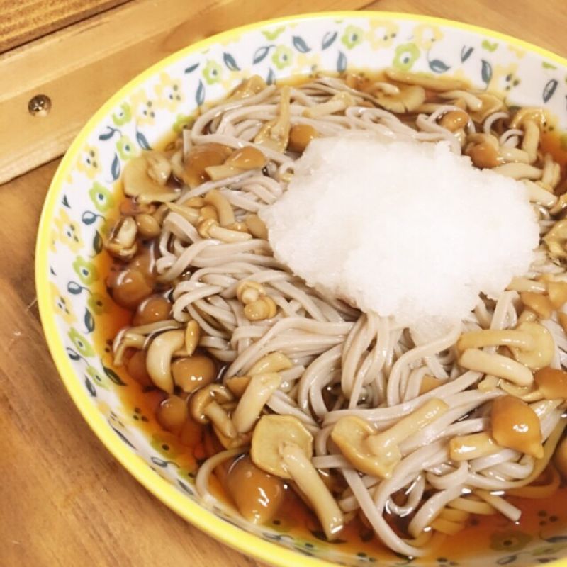 なめこたっぷりおろし蕎麦
