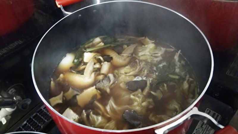 たっぷりきのこ鍋