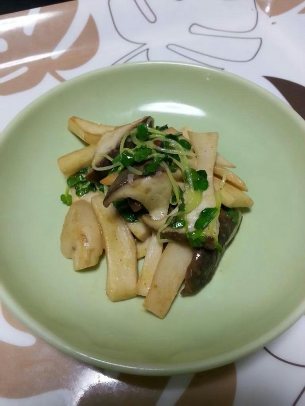 エリンギのカレーマヨ炒め