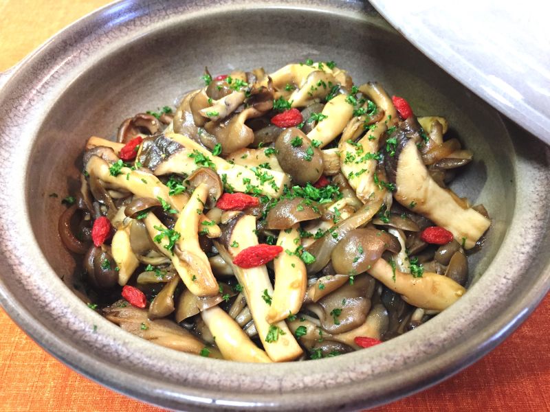 バルサミコ酢で大人のキノコマリネ♪