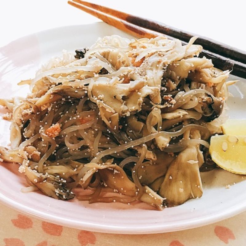 舞茸と白滝の明太子スパ風