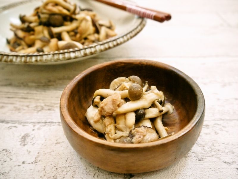 アレンジ自在！バター香るやみつきツナきのこ