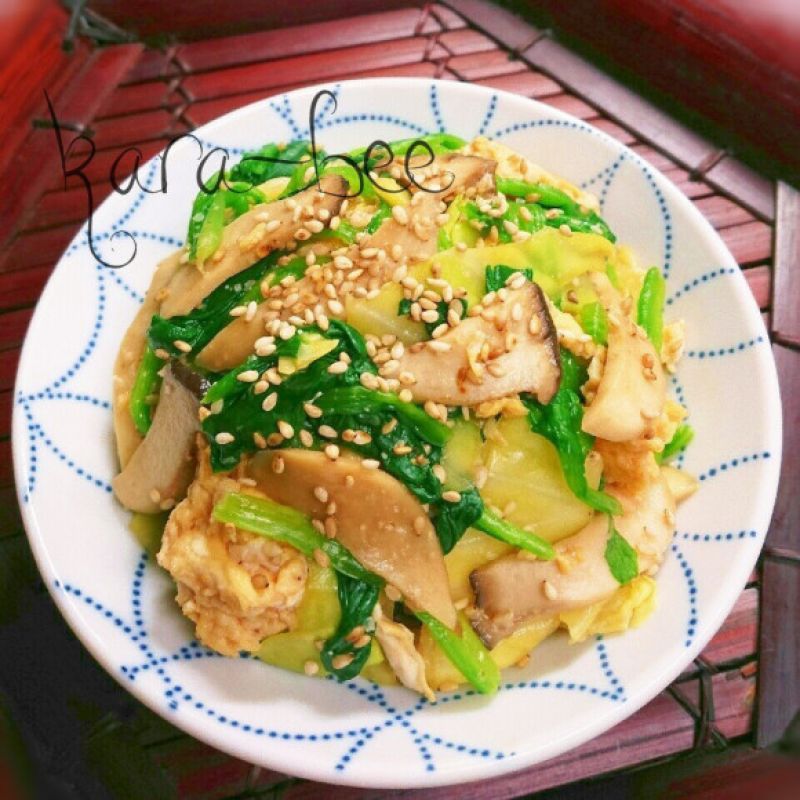 栄養満点♡エリンギとキャベ玉ほうれん草の胡麻ラーポン和え
