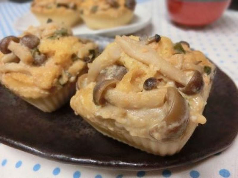 味噌マヨシメジのせ☆　ふっくら&しっとり♪　お惣菜蒸しパン