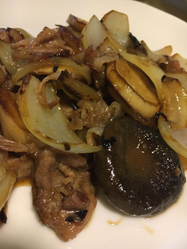 エリンギと新玉ねぎの生姜炒め