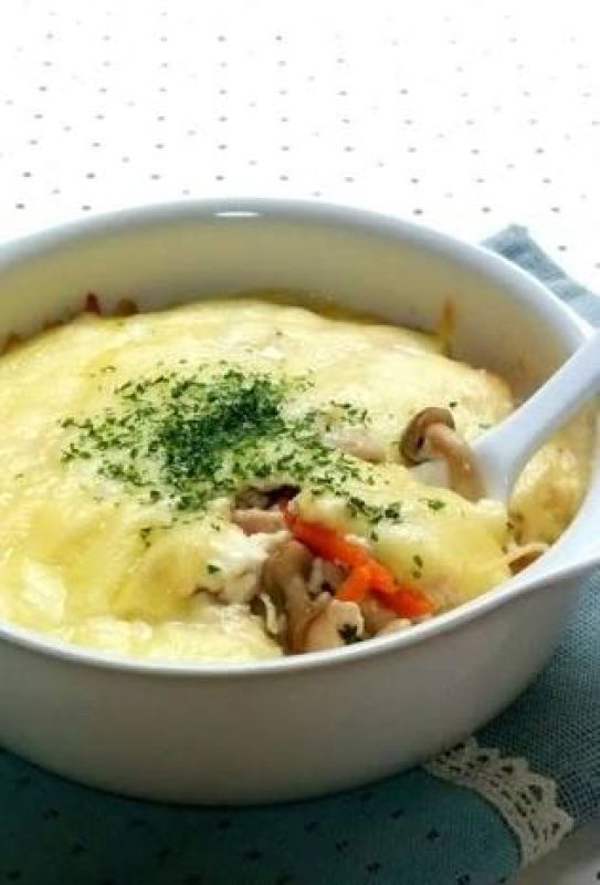 たっぷりきのこ入り豆腐グラタン