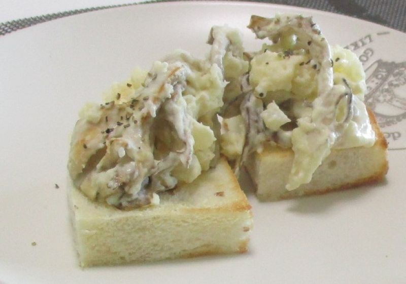 マイタケサラダカナッペ