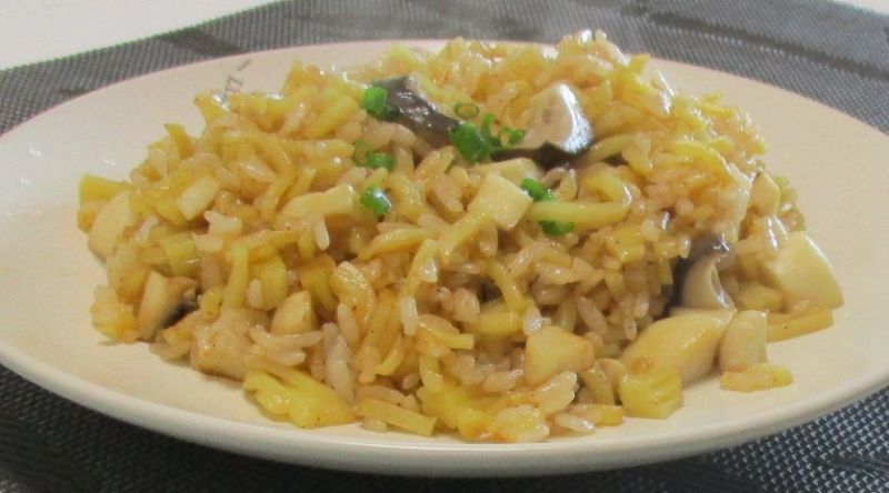 ガッツリ!エリンギ入りそばめし