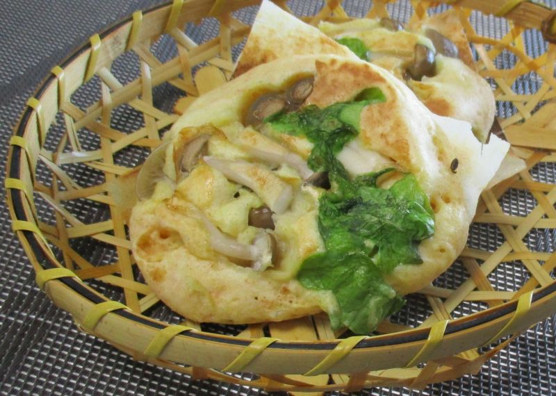 シメジサラダパンケーキ