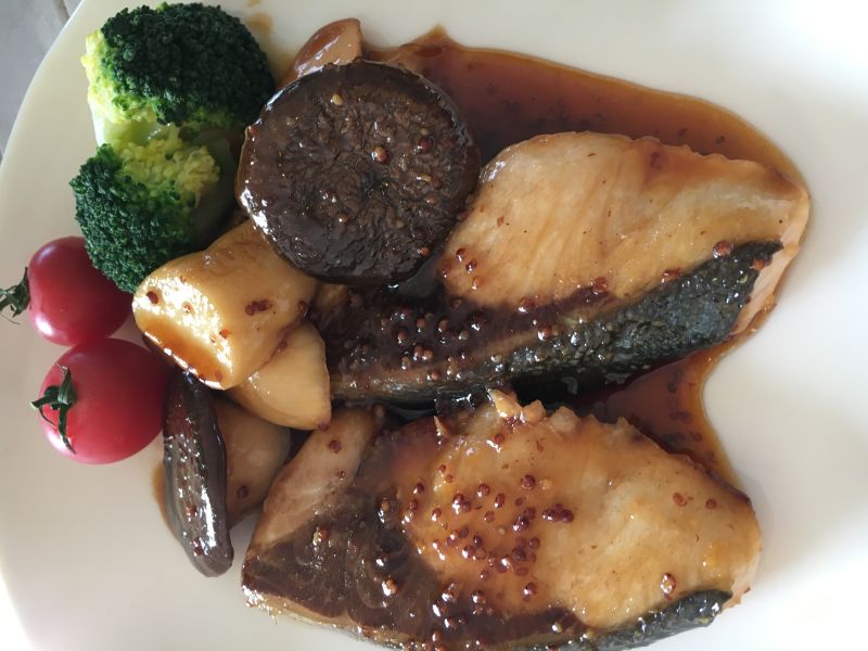 今年も元気に♪ぶりとエリンギのハニーマスタードソース