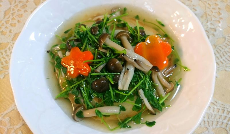 あっさりでも満足な、くるま麩のきのこあんかけ