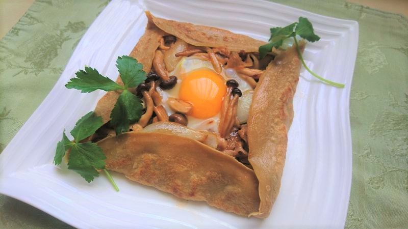 ほうじ茶香る、きのこの和風ガレット