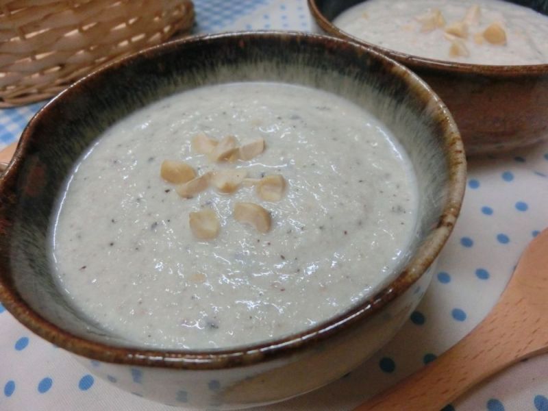 やさしいとろみは豆腐で☆　しめじと豆腐のポタージュ