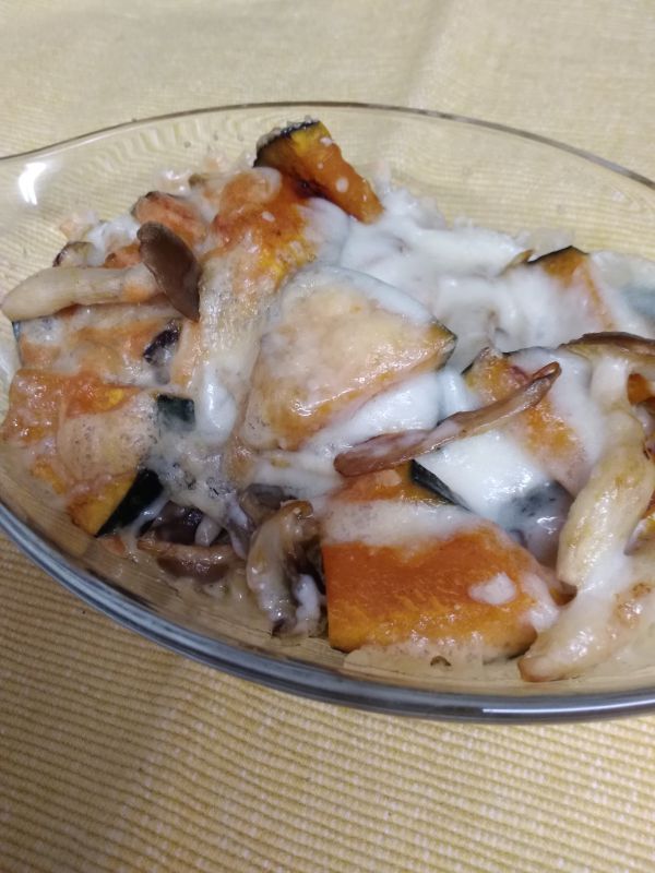 カボチャときのこのチーズ焼き