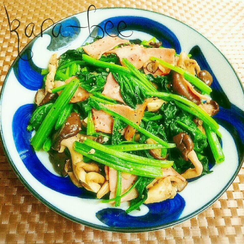 簡単5分＊霜降りひらたけとほうれん草のガリバタ炒め