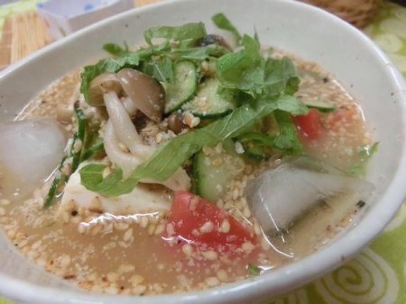 きのこと夏野菜でさっぱり♪　冷や汁でつけ麺