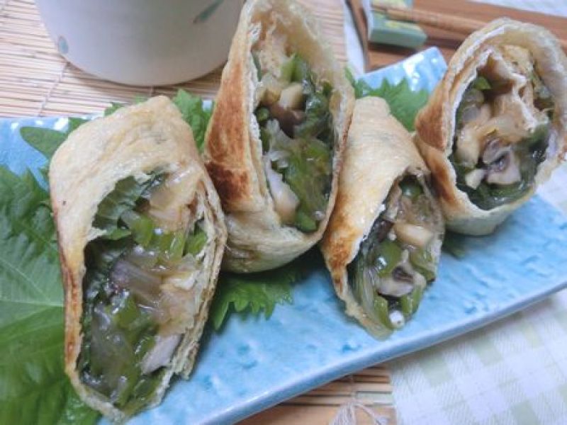 野菜ときのこだけ♪　油揚げで焼き春巻き