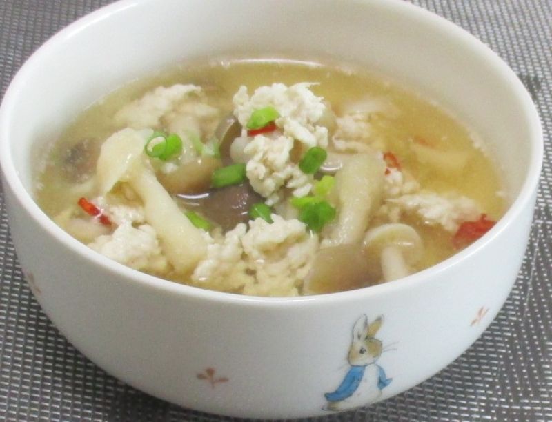 ツルツルプリップリきのこ麺アジアン風