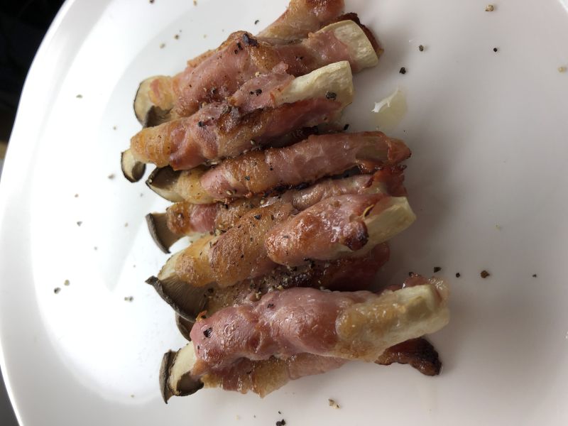 エリンギのサルティンボッカ風