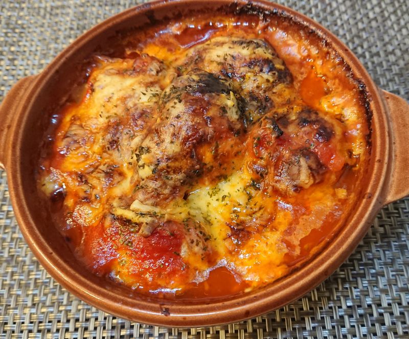 肉詰め椎茸のトマトチーズ焼き