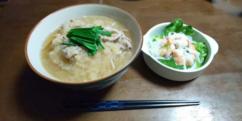 えのきと豚肉のみぞれ蕎麦