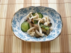きのこと夏野菜の漬物