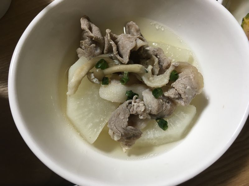 レンジで簡単！大根と豚肉の煮物