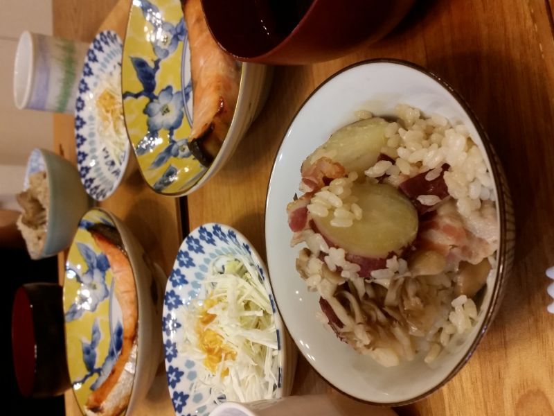 舞茸とゴロゴロさつま芋の旨炊きごはん