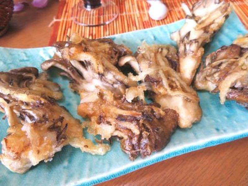 舞茸とガリ(新生姜の甘酢漬け)のかき揚げ焼き