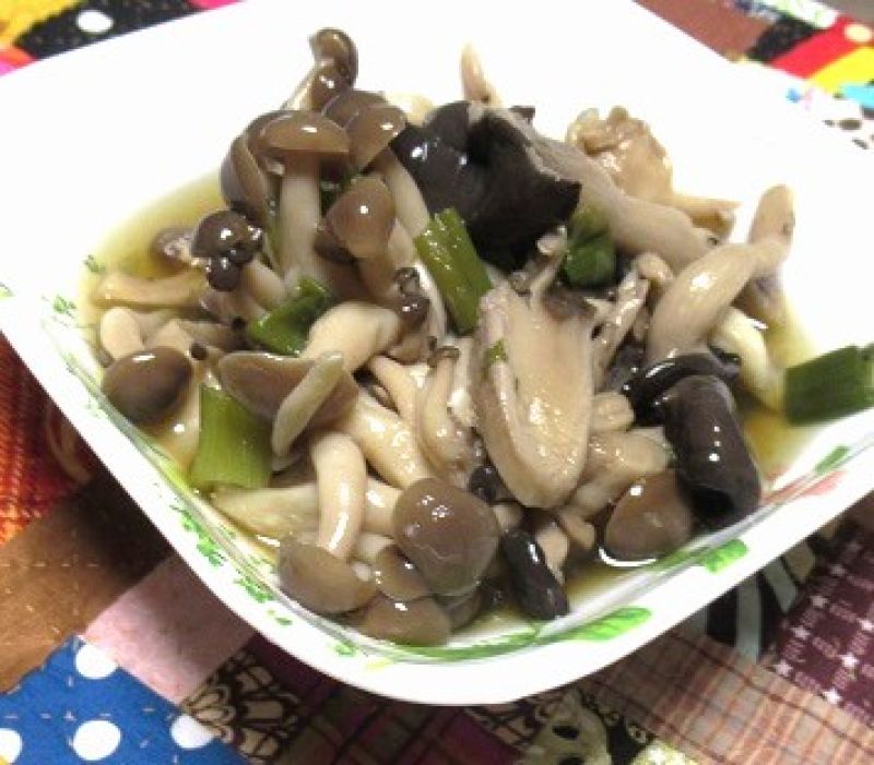 ホクト3種のキノコ、しょうゆだけ煮