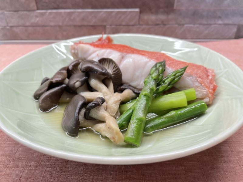 霜降りひらたけと金目鯛のあっさり煮♪