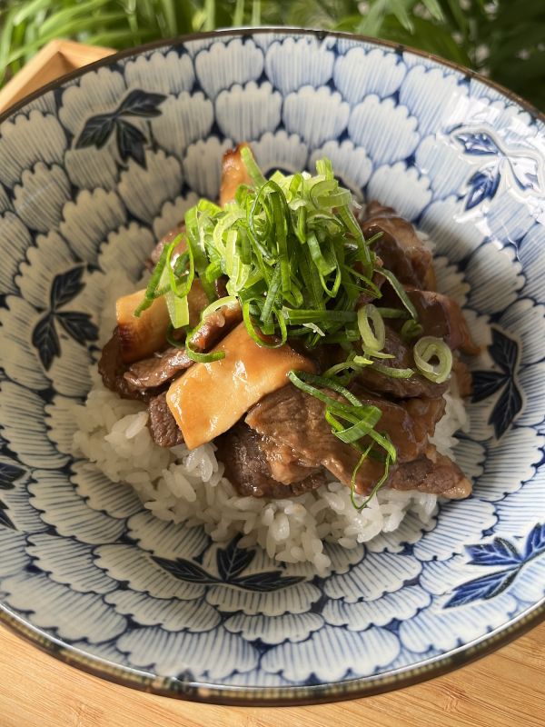 簡単菌活♪干しエリンギのカルビ丼