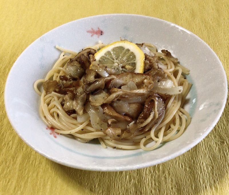 舞茸と椎茸のレモンマリネパスタ